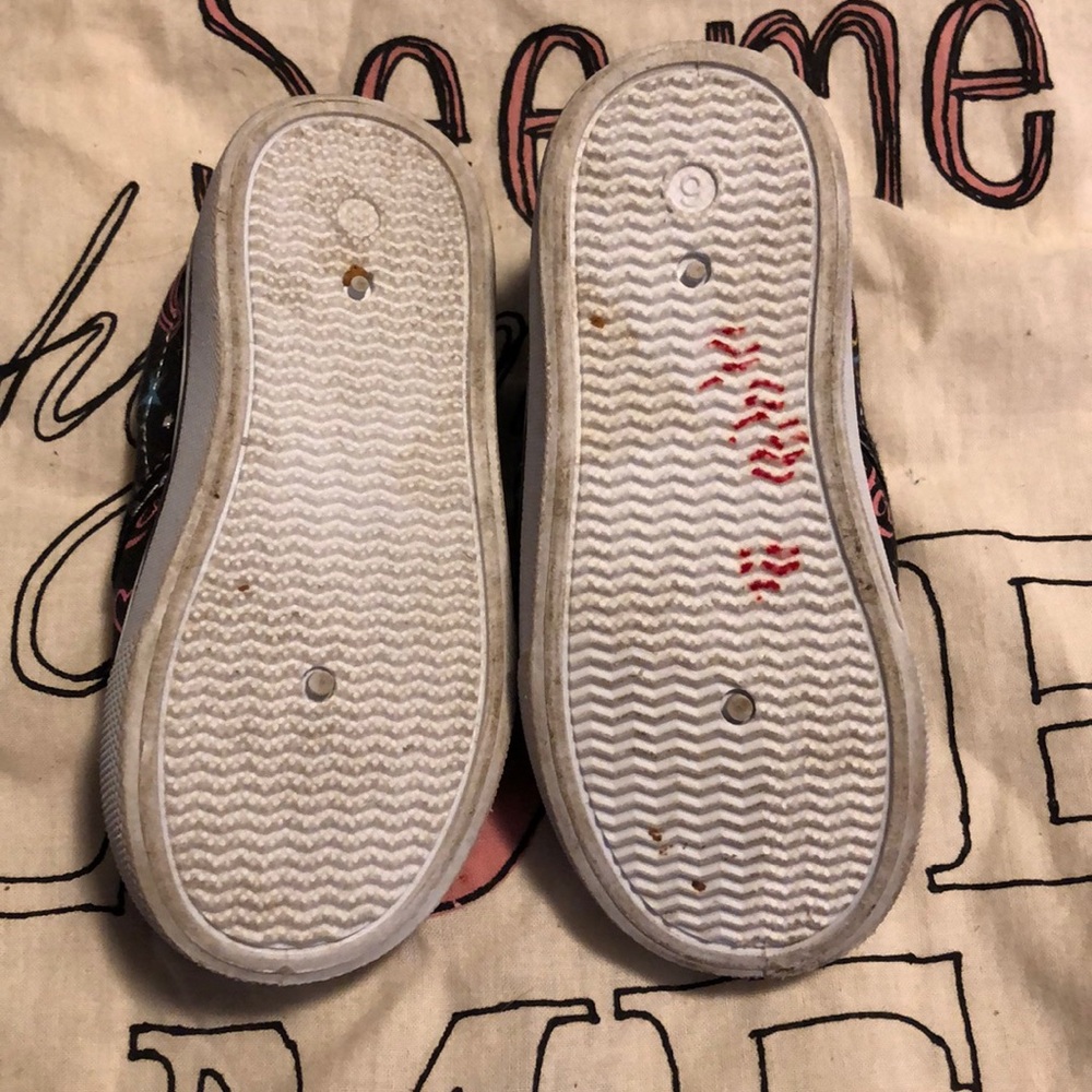 Basic editions shoes - Picture 2 of 2